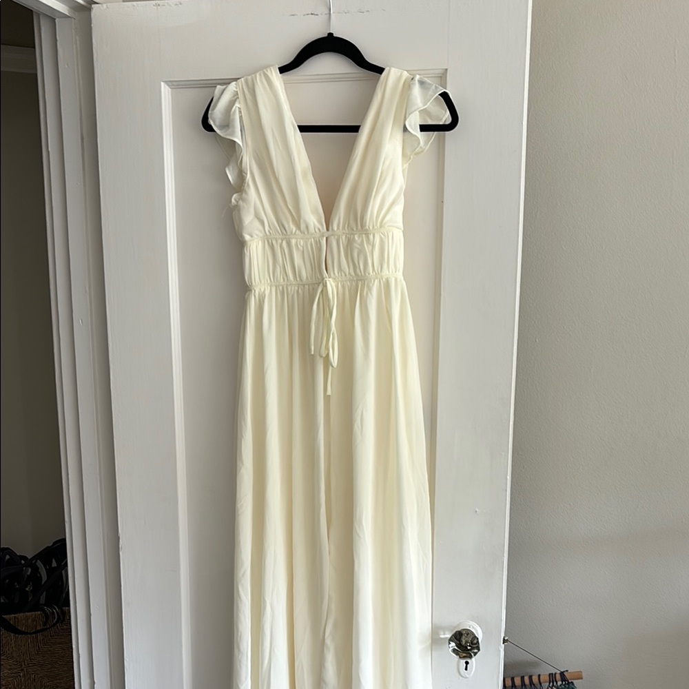Lulu's Cream Plunge for Brides